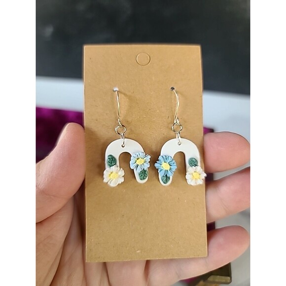 Polymer Clay Floral Dangling Earrings New - Picture 2 of 10